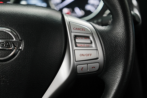 Nissan X-Trail SE, 2017 года, пробег 105000 км