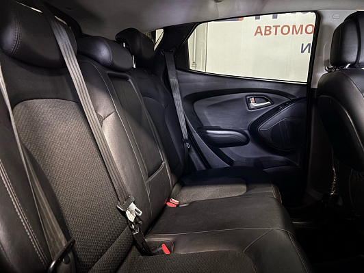 Hyundai ix35 Comfort + Navi, 2012 года, пробег 211800 км