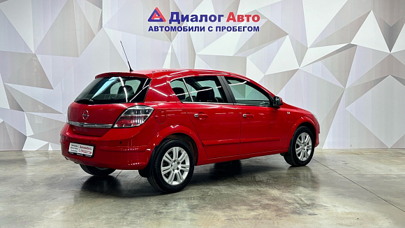 Opel Astra, 2012 года, пробег 105806 км