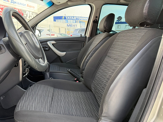 Renault Sandero Expression, 2013 года, пробег 226800 км