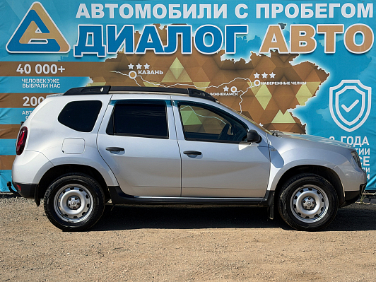 Renault Duster Expression, 2015 года, пробег 200000 км