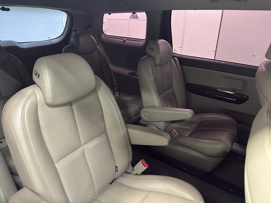 Kia Carnival, 2020 года, пробег 137609 км