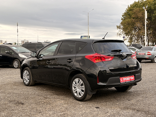 Toyota Auris, 2014 года, пробег 117732 км