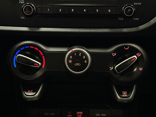 Kia Rio Comfort, 2018 года, пробег 123000 км