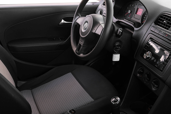 Volkswagen Polo Trendline, 2012 года, пробег 230000 км