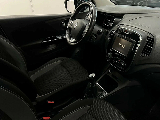 Renault Kaptur Style, 2017 года, пробег 125000 км