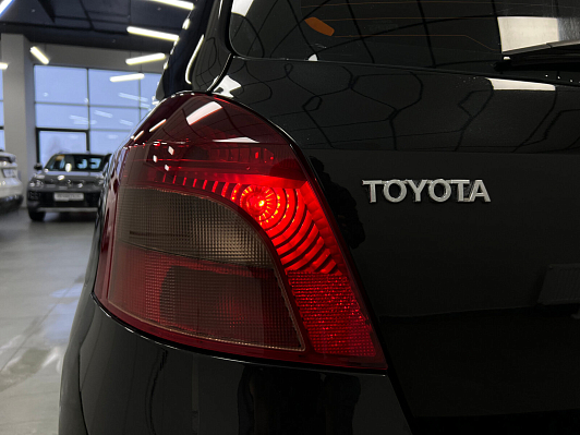 Toyota Yaris, 2006 года, пробег 174440 км