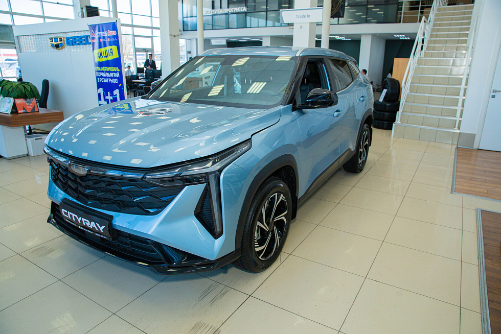 Geely Cityray Люкс, голубой
