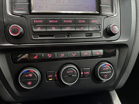 Volkswagen Jetta, 2015 года, пробег 208688 км