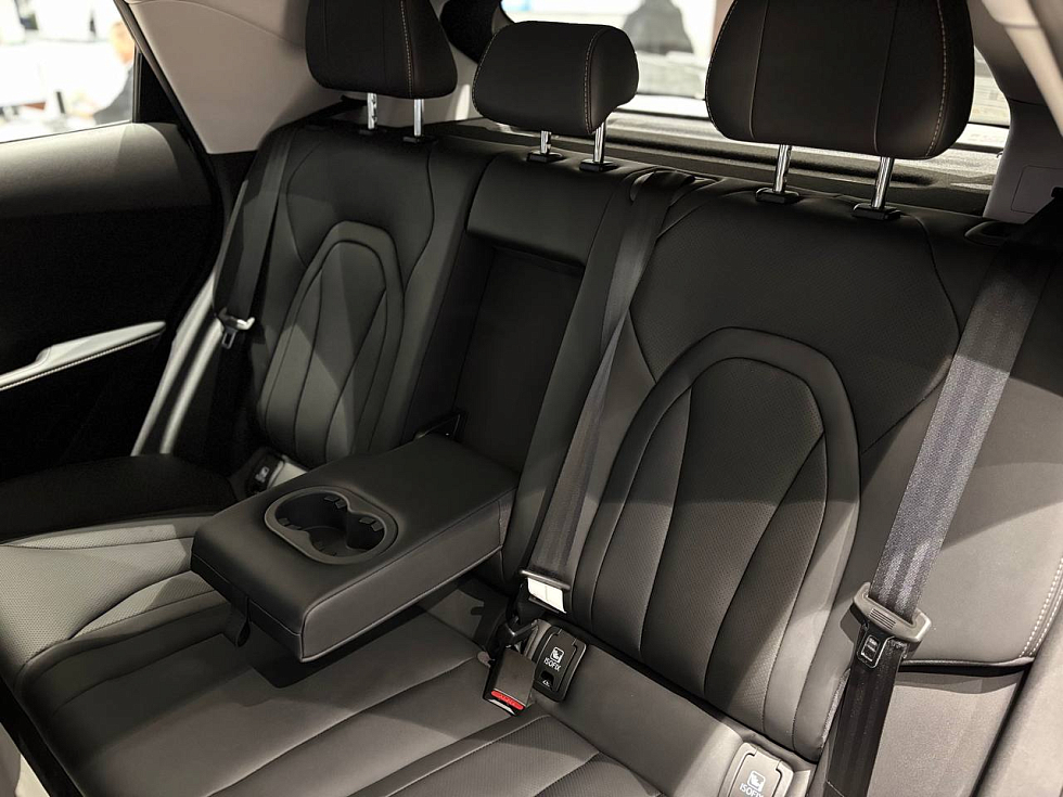 Omoda C5 Drive, серебряный