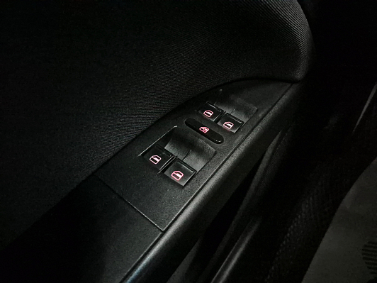 SEAT Leon Style, 2012 года, пробег 215277 км