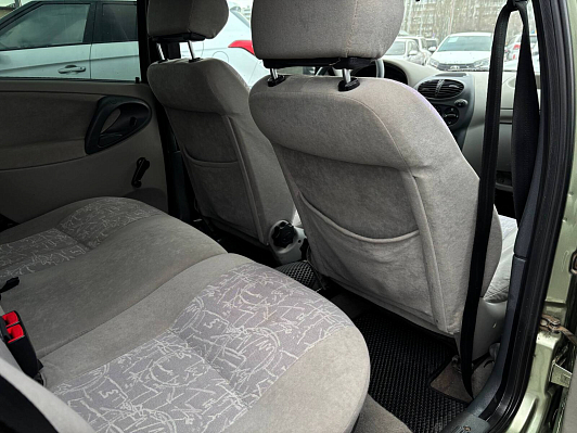 Lada (ВАЗ) Kalina, 2010 года, пробег 174290 км