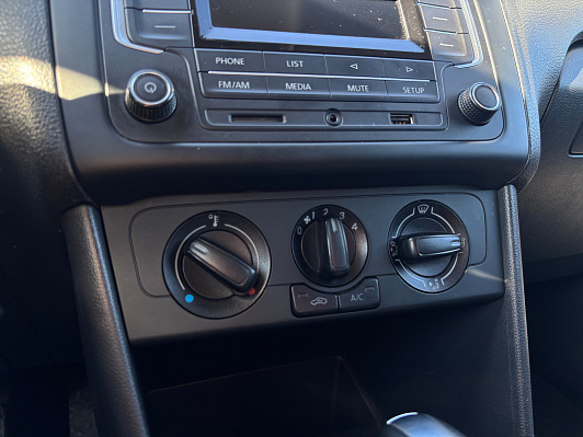 Volkswagen Polo Trendline, 2017 года, пробег 53000 км