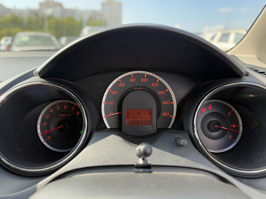 Honda Fit, 2012 года, пробег 83400 км