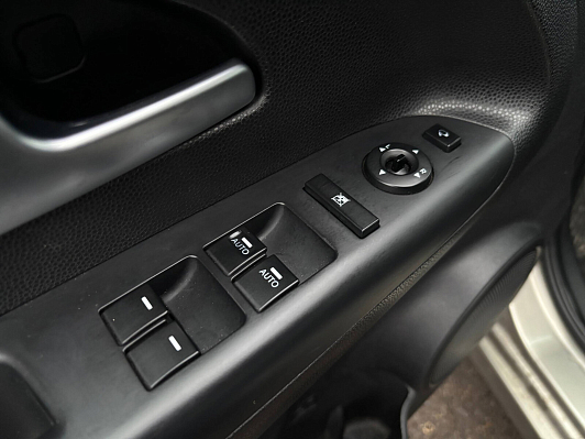 Kia Venga Luxe, 2014 года, пробег 143011 км