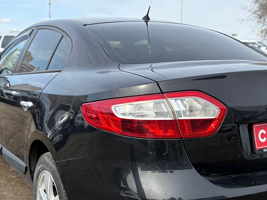 Renault Fluence Expression, 2011 года, пробег 180810 км