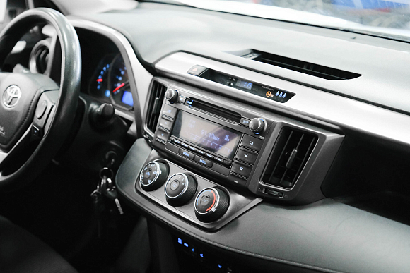 Toyota RAV4, 2014 года, пробег 149496 км