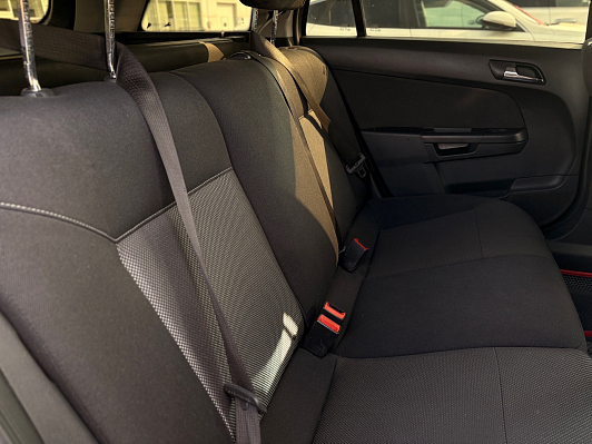 Opel Astra, 2011 года, пробег 254000 км
