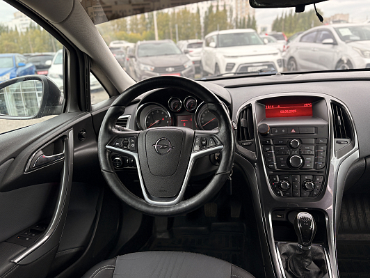 Opel Astra Cosmo, 2013 года, пробег 124500 км