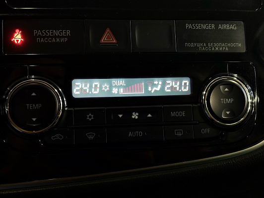 Mitsubishi Outlander Ultimate, 2015 года, пробег 169911 км