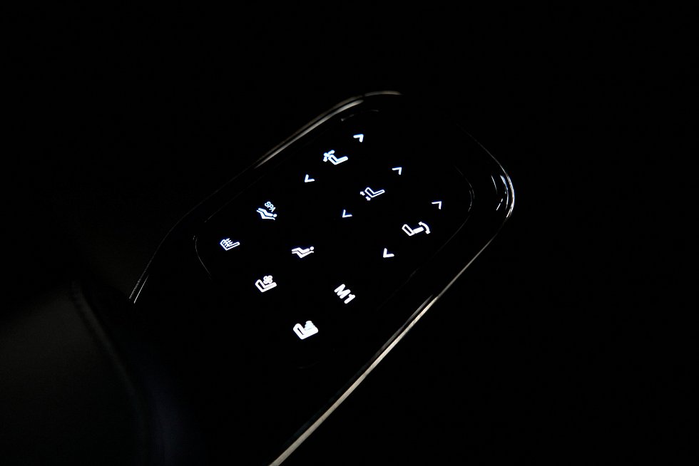 GAC M8 GX Premium, черный