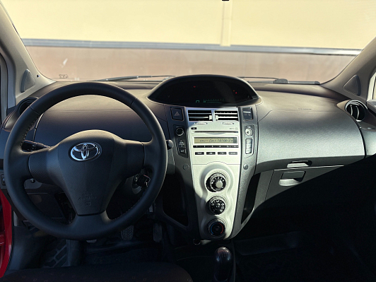Toyota Yaris, 2007 года, пробег 157869 км