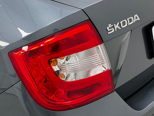 Skoda Rapid, 2015 года, пробег 100500 км