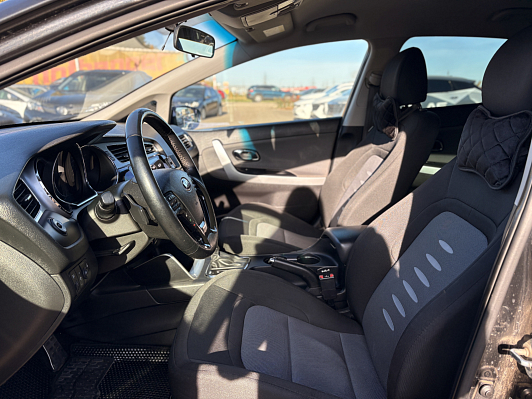 Kia Ceed Prestige, 2015 года, пробег 165000 км