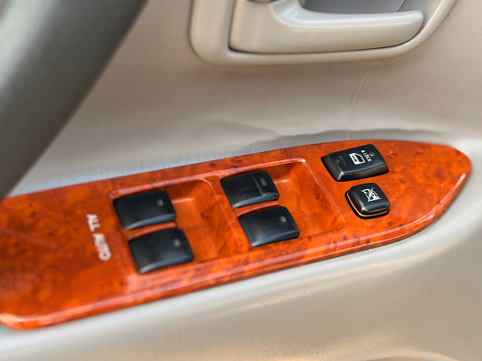 Toyota Land Cruiser, 2006 года, пробег 407498 км