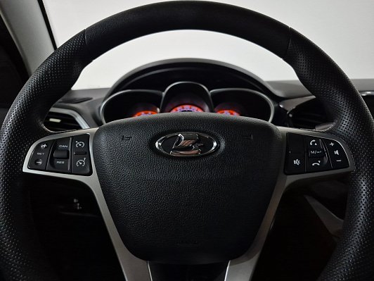 Lada (ВАЗ) Vesta Luxe, 2019 года, пробег 69364 км