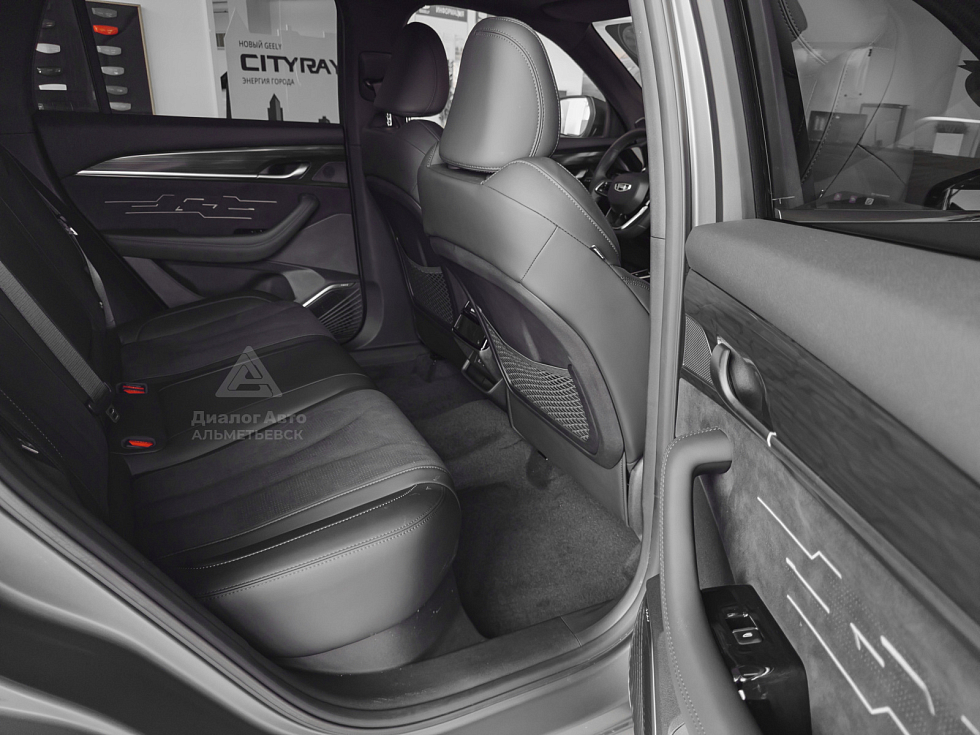 Geely Monjaro Exclusive (2023-2025), серый