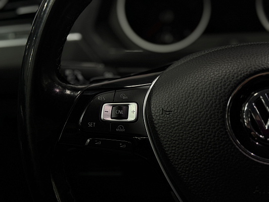 Volkswagen Tiguan Exclusive, 2017 года, пробег 194333 км