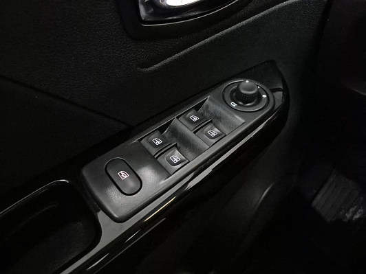 Renault Kaptur Play, 2018 года, пробег 87375 км