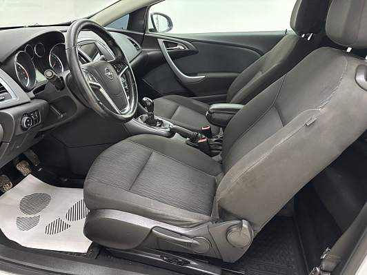 Opel Astra Sport, 2013 года, пробег 151934 км