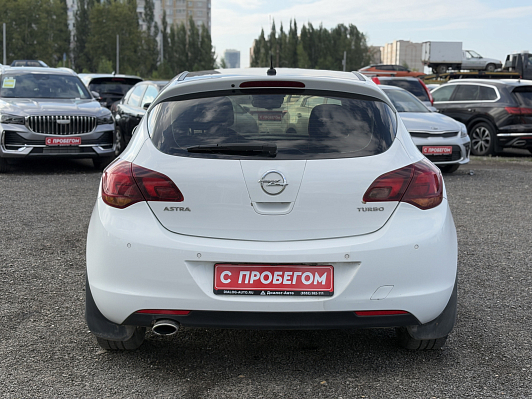 Opel Astra Cosmo, 2011 года, пробег 203510 км