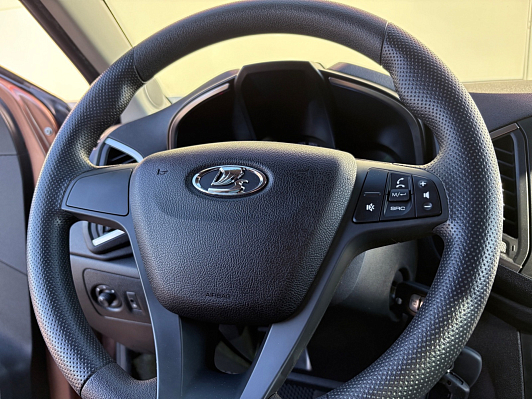 Lada (ВАЗ) XRAY Comfort, 2017 года, пробег 61000 км
