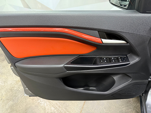 Lada (ВАЗ) Vesta Luxe Multimedia (2018-2019), 2018 года, пробег 46461 км