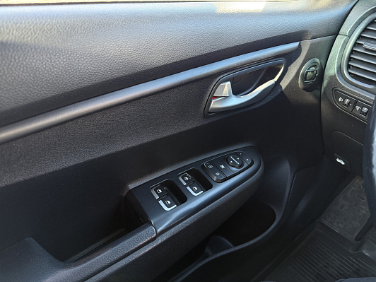 Kia Rio Comfort, 2017 года, пробег 112000 км