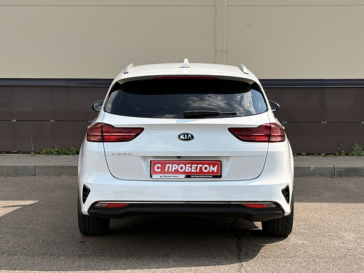 Kia Ceed Luxe, 2019 года, пробег 178574 км