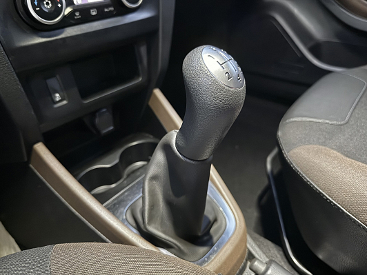 Lada (ВАЗ) XRAY Luxe Prestige (2018), 2019 года, пробег 114500 км