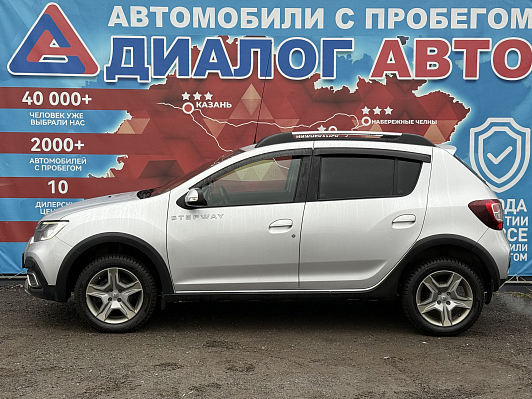 Renault Sandero Stepway Drive, 2018 года, пробег 80863 км