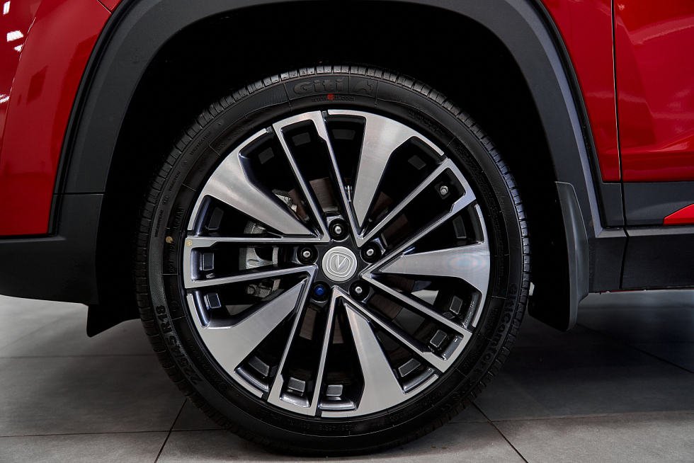 Changan CS35 Plus Техно, красный