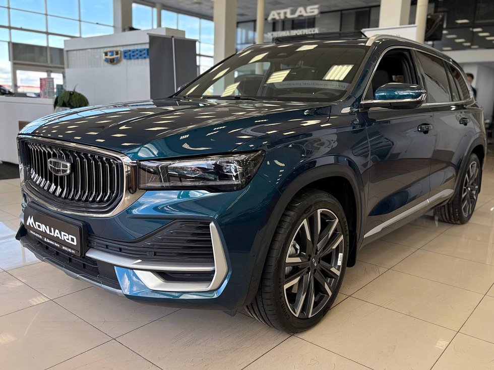 Geely Monjaro Люкс, зеленый