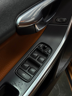 Volvo S60 Momentum, 2013 года, пробег 185117 км