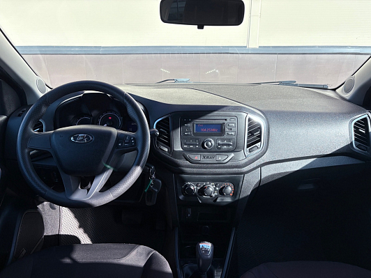 Lada (ВАЗ) XRAY Comfort, 2017 года, пробег 61000 км
