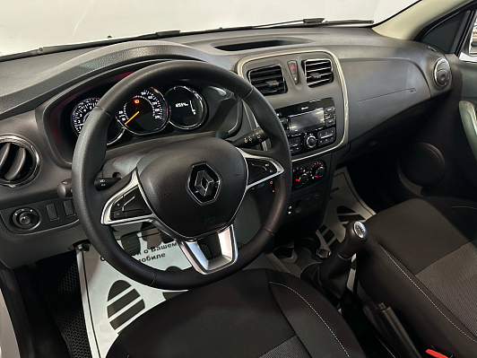 Renault Sandero Stepway Life, 2020 года, пробег 12500 км