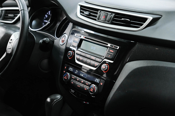 Nissan X-Trail, 2017 года, пробег 107000 км