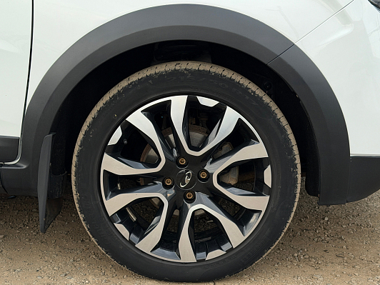 Lada (ВАЗ) XRAY Luxe Prestige (2018-2021), 2019 года, пробег 148000 км