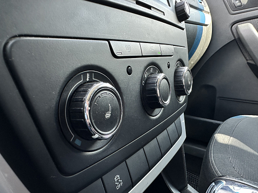 Skoda Yeti Active, 2011 года, пробег 182500 км