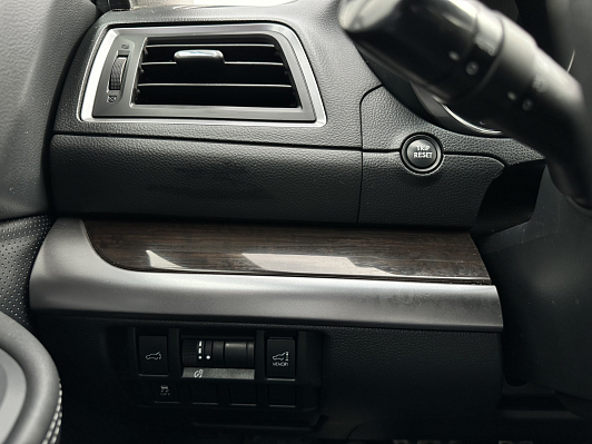 Subaru Outback Elegance, 2015 года, пробег 200289 км